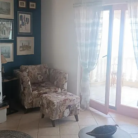 Alba Apartment *