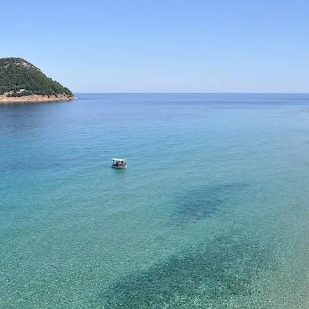 Alba Kinira
