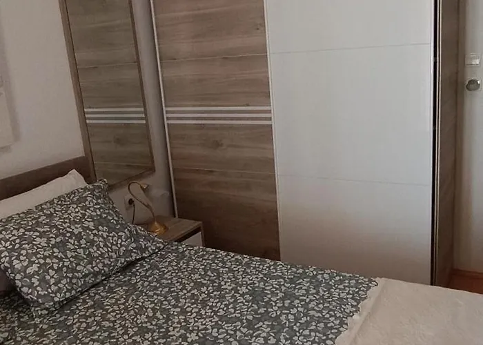 Alba 公寓 基尼拉